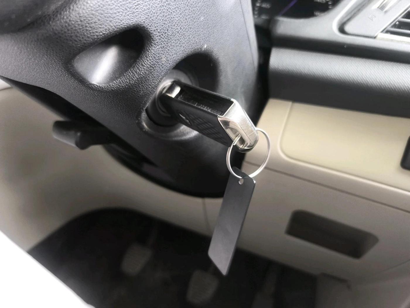 2018 Mahindra MARAZZO M6 8 STR, Diesel, Manual, 1,24,640 km, interior
