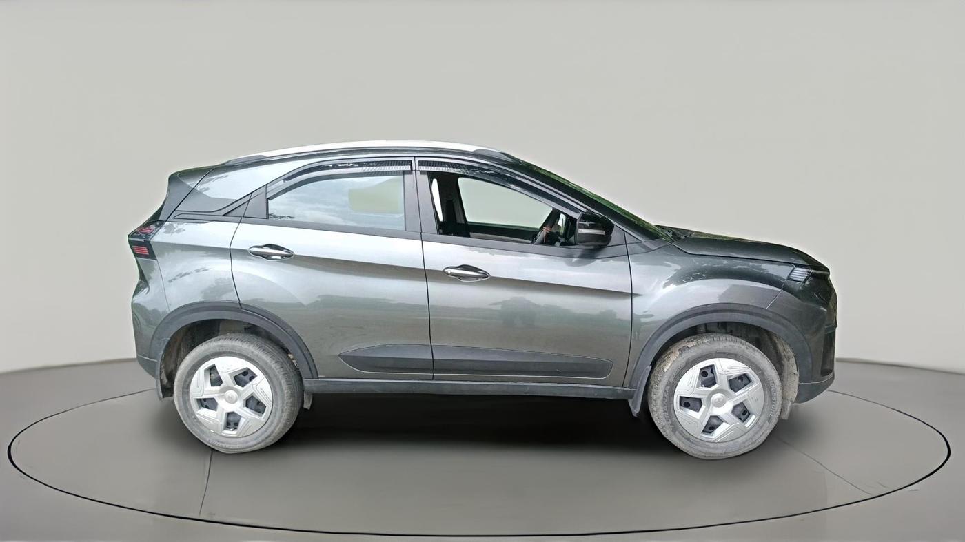 2025 Tata NEXON Pure Plus 1.2 Petrol 6MT, Petrol, Manual, 25,129 km, exterior