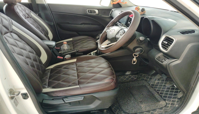 2021 Hyundai VENUE SX 1.5 CRDI, Diesel, Manual, 1,23,749 km, interior