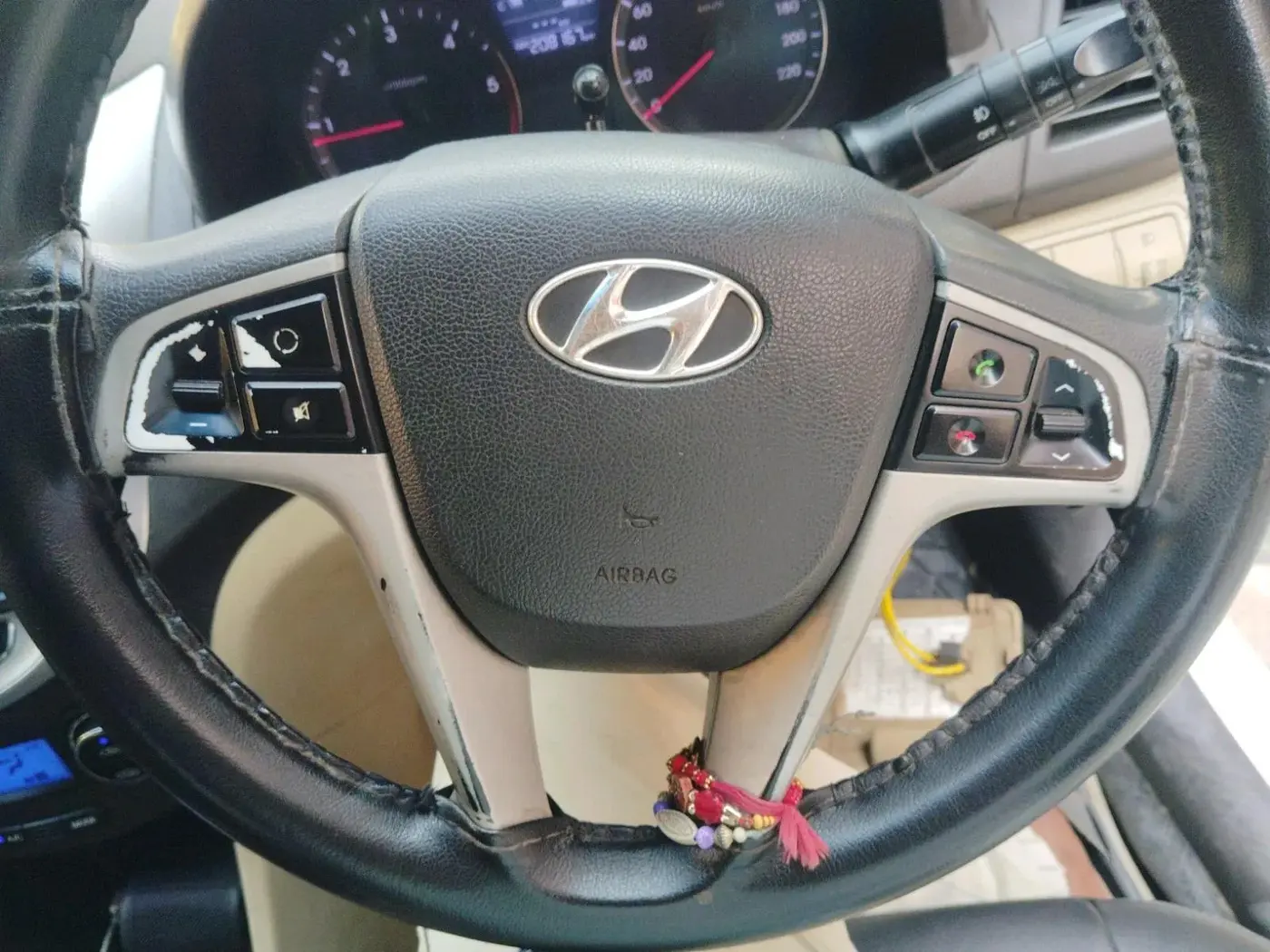 2012 Hyundai Verna FLUIDIC 1.6 CRDI EX, Diesel, Manual, 2,08,167 km, interior