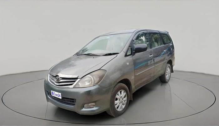 2010 Toyota Innova V 2.5 7 STR, Diesel, Manual, 2,69,828 km, exterior