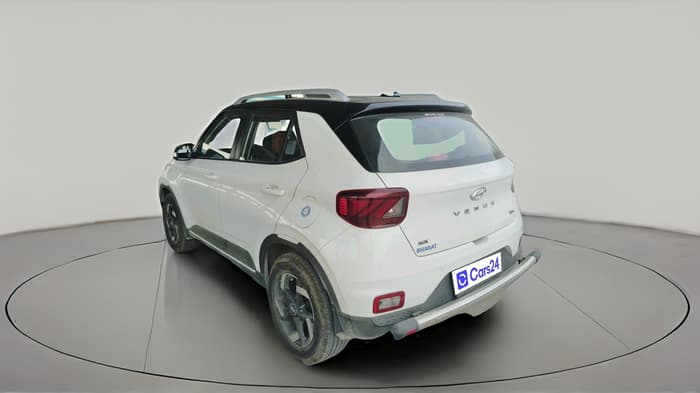 2020 Hyundai VENUE SX 1.0 TURBO DUAL TONE, Petrol, Manual, 66,985 km, exterior