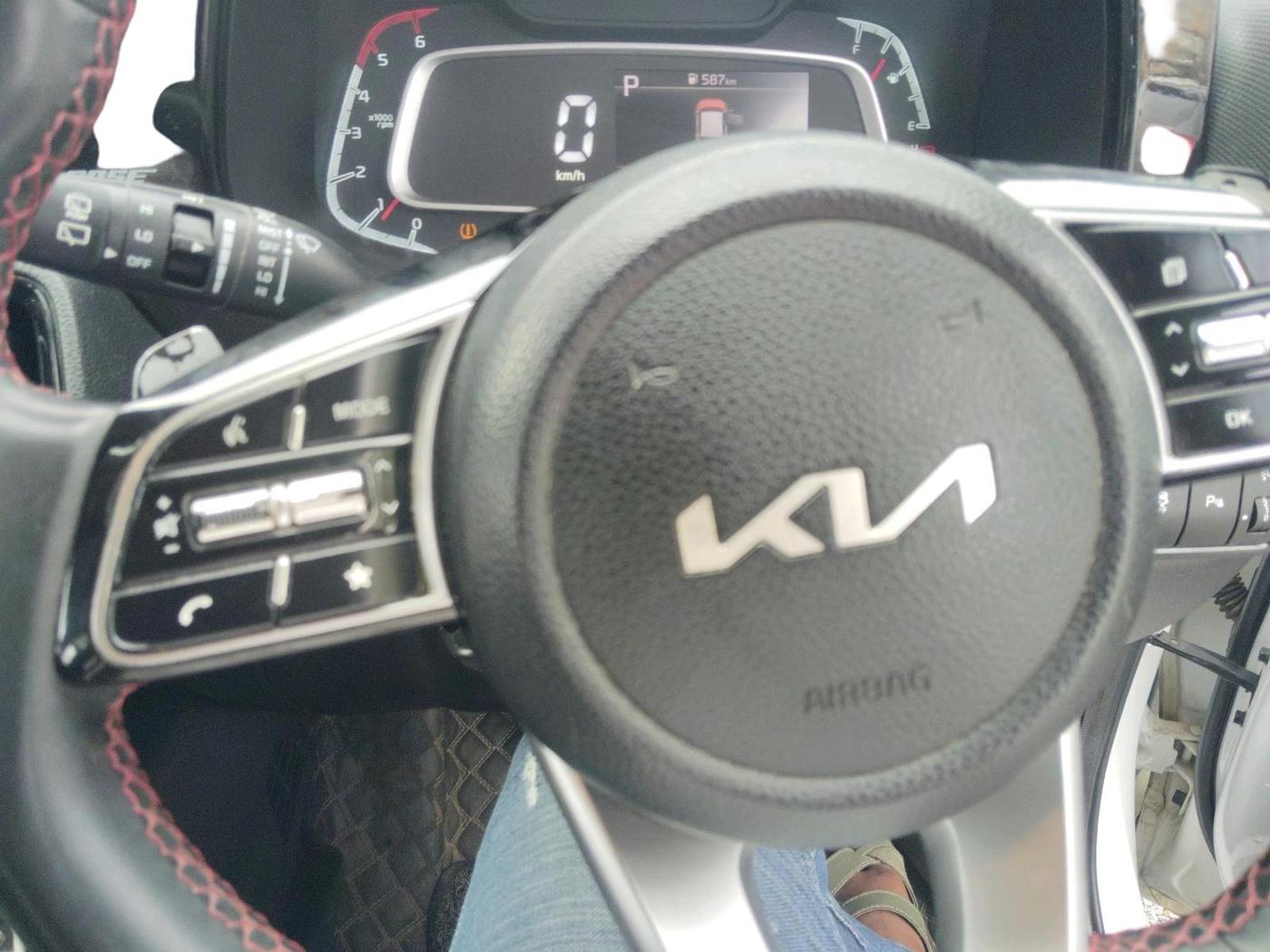 2021 KIA SONET GTX PLUS 1.5 AT, Diesel, Automatic, 94,291 km, interior