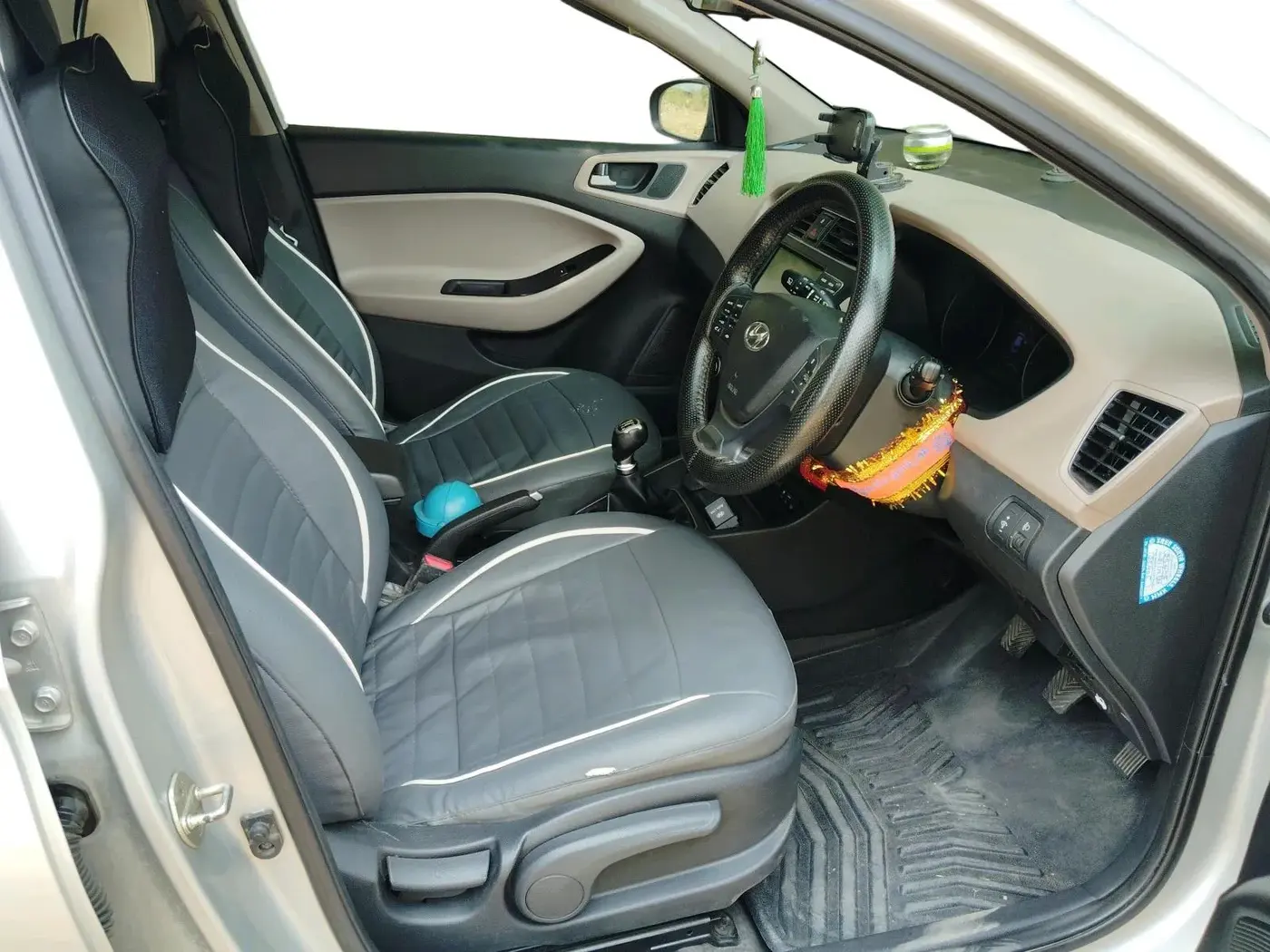2018 Hyundai Elite i20 ASTA 1.2 (O), Petrol, Manual, 99,745 km, interior