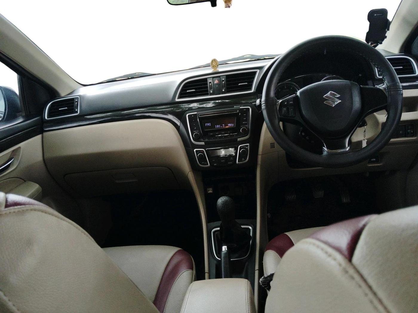 2014 Maruti Ciaz VDI +, Diesel, Manual, 84,687 km, interior