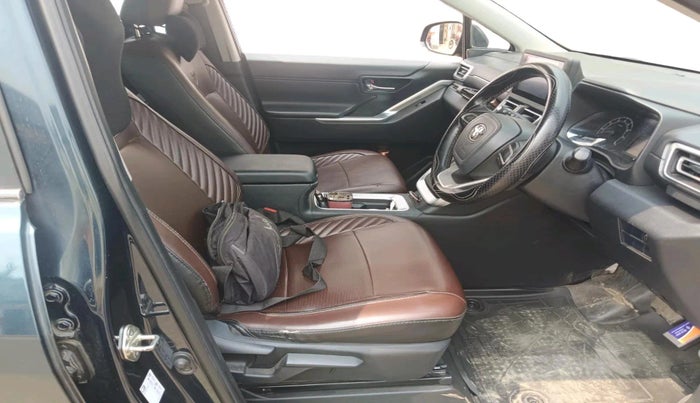 2023 Toyota INNOVA HYCROSS GX 7 STR, Petrol, Automatic, 63,246 km, interior