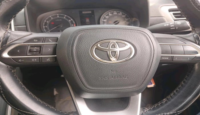 2023 Toyota INNOVA HYCROSS GX 7 STR, Petrol, Automatic, 63,246 km, interior