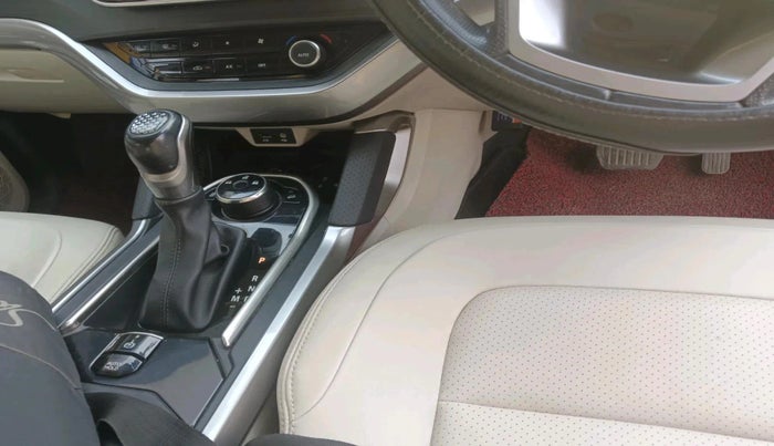 2021 Tata Safari XZA PLUS 6S, Diesel, Automatic, 73,193 km, interior
