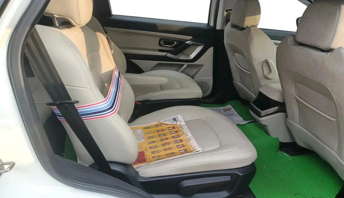 2021 Tata Safari XZA PLUS 6S, Diesel, Automatic, 73,193 km, interior