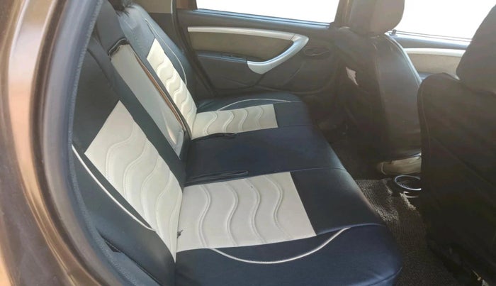 2014 Renault Duster 85 PS RXL DIESEL, Diesel, Manual, 1,57,619 km, interior