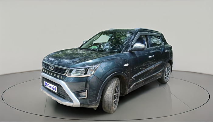 2022 Mahindra XUV300 W4 1.2 PETROL, Petrol, Manual, 88,709 km, exterior