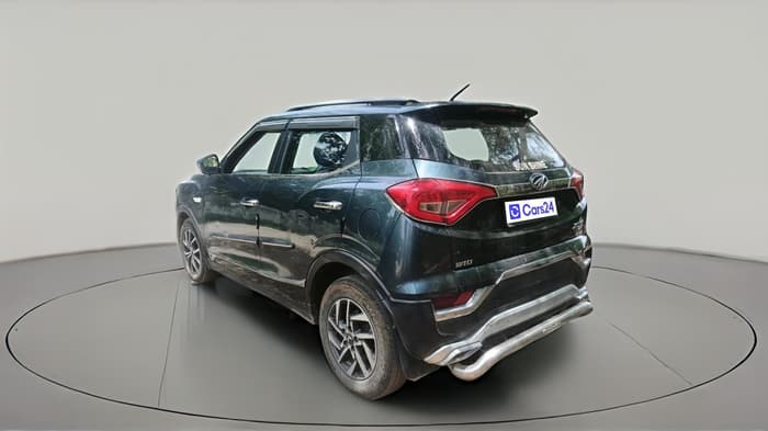 2022 Mahindra XUV300 W4 1.2 PETROL, Petrol, Manual, 88,709 km, exterior