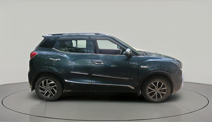 2022 Mahindra XUV300 W4 1.2 PETROL, Petrol, Manual, 88,709 km, exterior