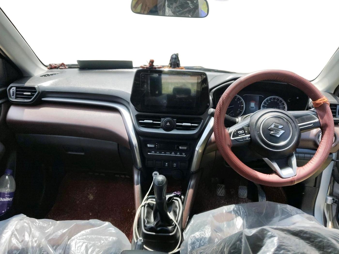 2024 Maruti Grand Vitara SIGMA SMART HYBRID, Petrol, Manual, 4,200 km, interior