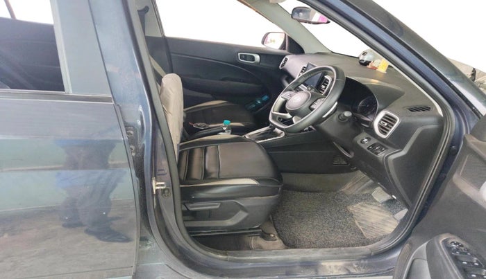 2021 Hyundai VENUE SX PLUS 1.0 TURBO DCT, Petrol, Automatic, 11,242 km, interior