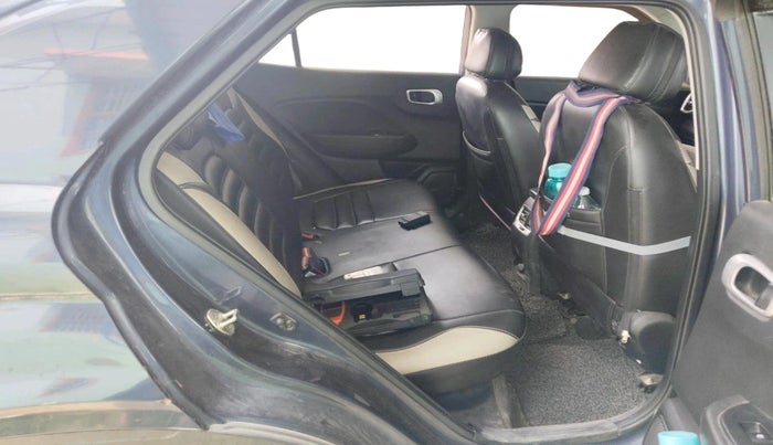 2021 Hyundai VENUE SX PLUS 1.0 TURBO DCT, Petrol, Automatic, 11,242 km, interior