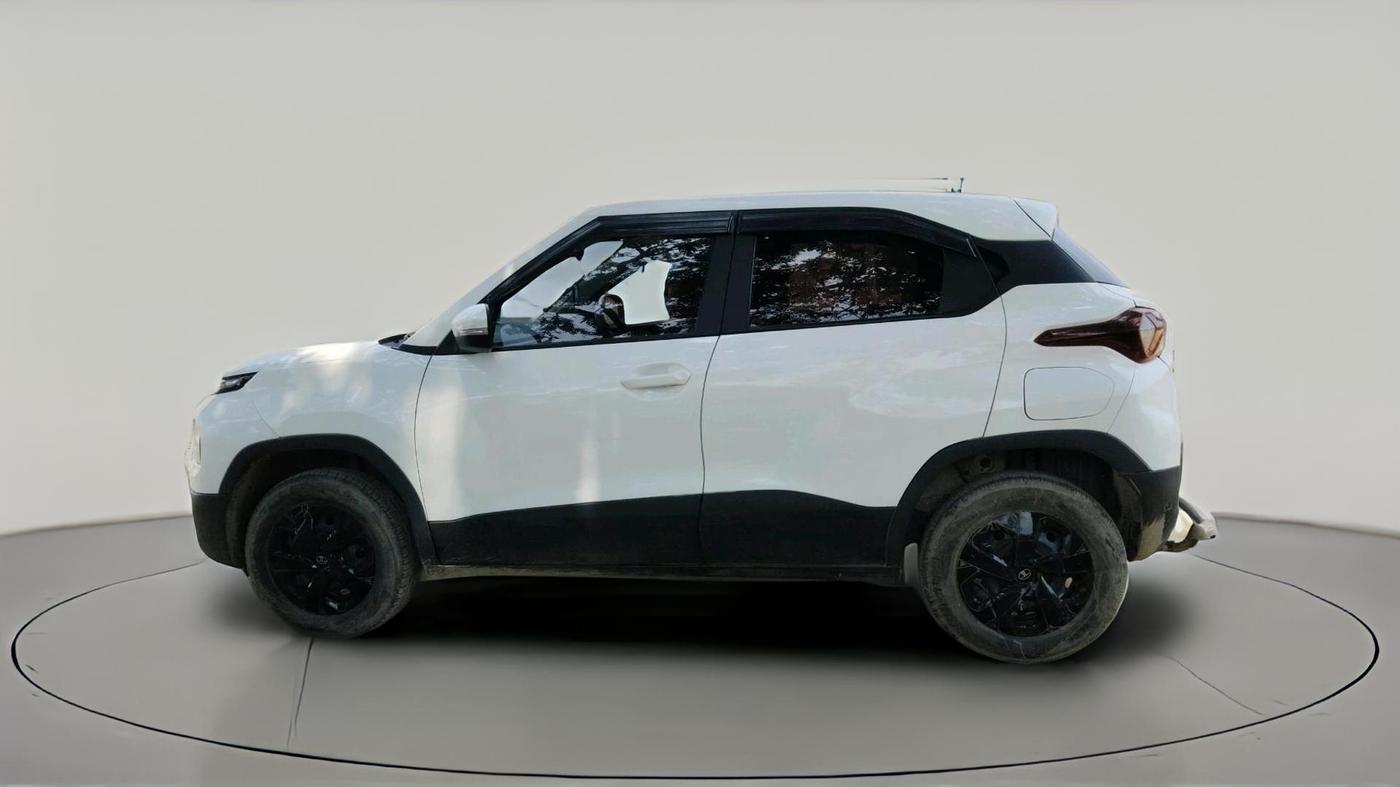 2024 Tata PUNCH ADVENTURE MT, Petrol, Manual, 10,400 km, exterior