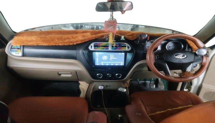 2016 Mahindra TUV300 T8, Diesel, Manual, 1,62,368 km, interior