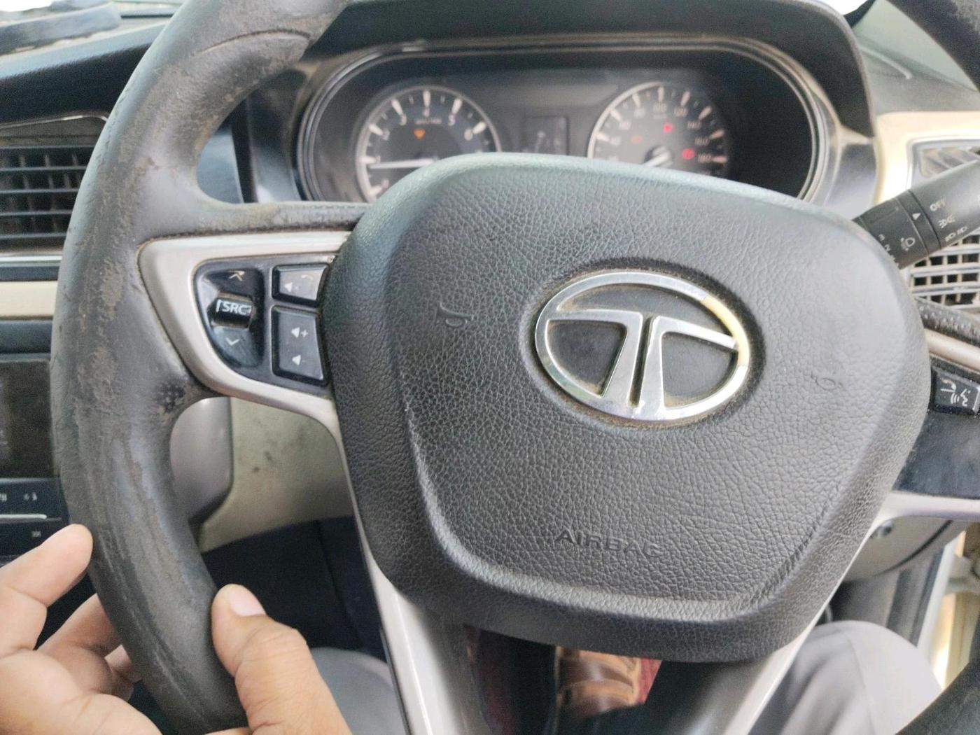 2016 Tata Zest XMS 75PS DIESEL, Diesel, Manual, 1,80,412 km, interior
