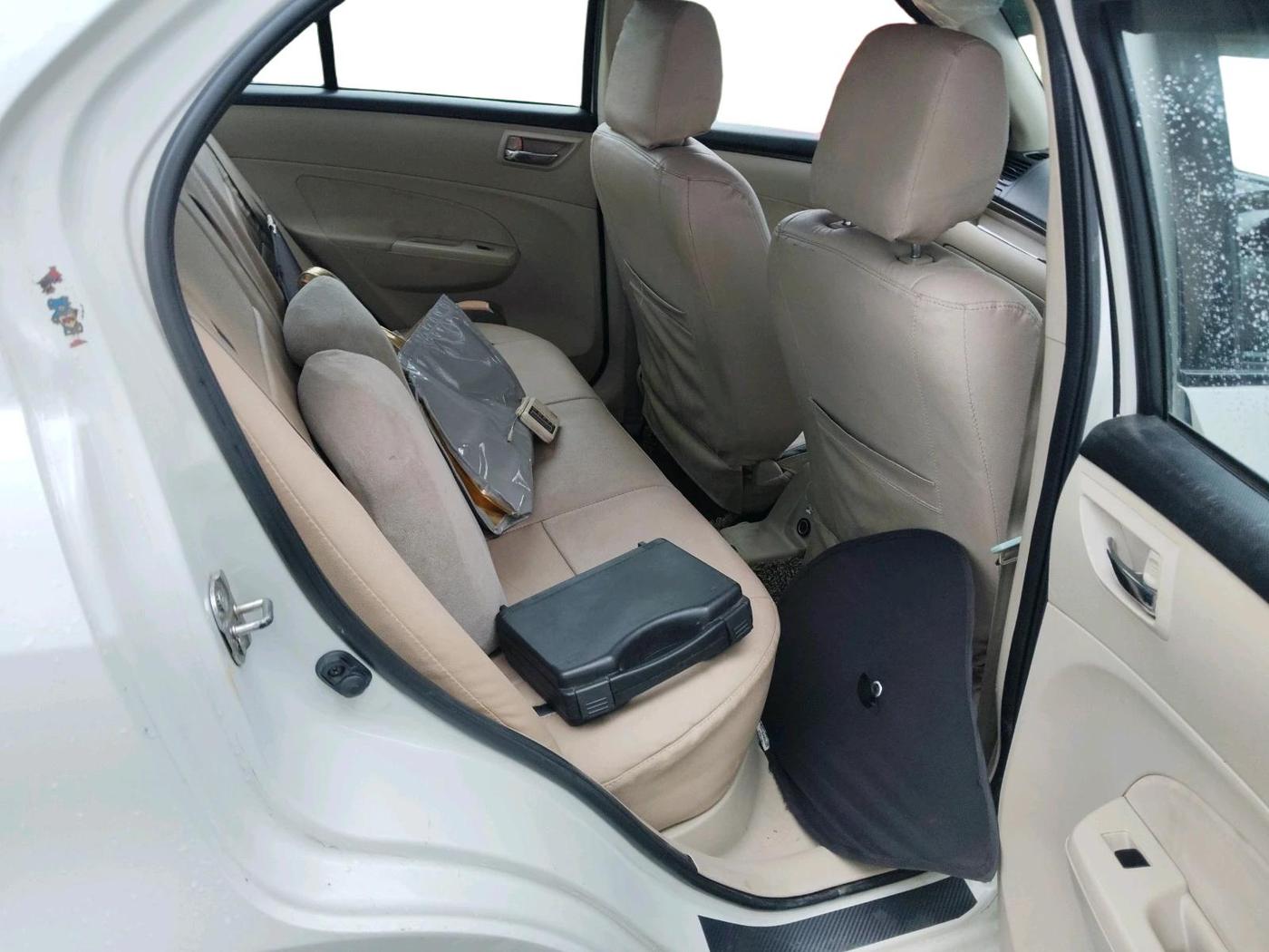 2016 Maruti Swift Dzire VXI, CNG, Manual, 67,407 km, interior
