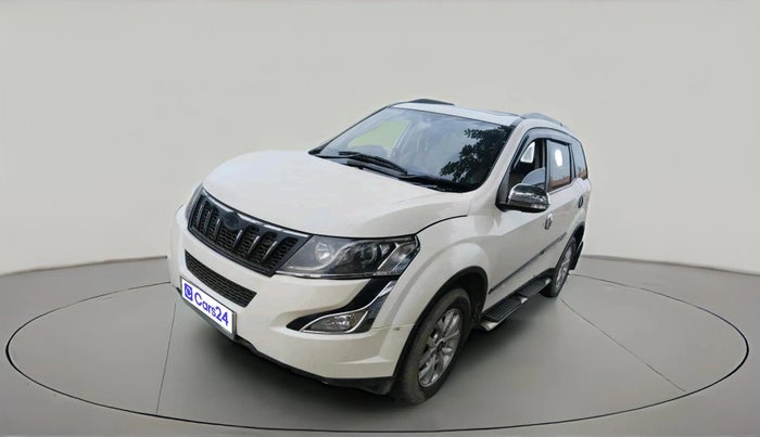 2017 Mahindra XUV500 W10, Diesel, Manual, 1,44,785 km, exterior
