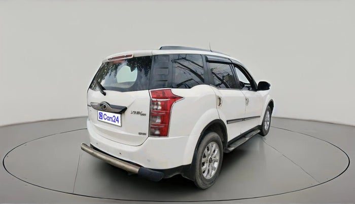 2017 Mahindra XUV500 W10, Diesel, Manual, 1,44,785 km, exterior