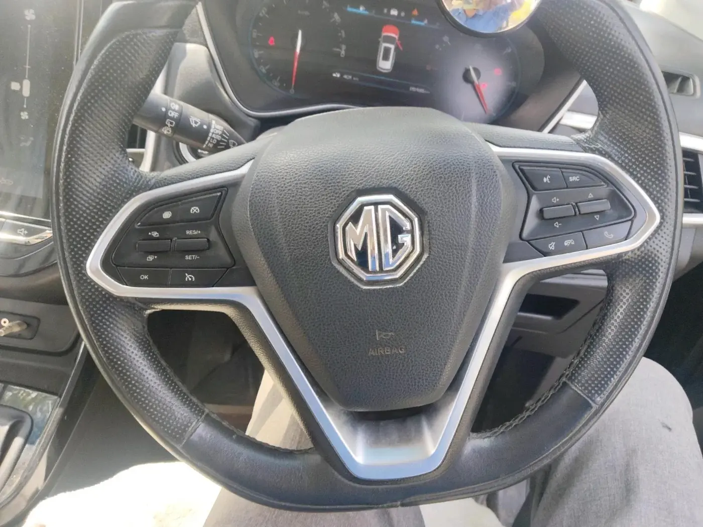 2019 MG HECTOR SHARP HYBRID 1.5 PETROL, Petrol, Manual, 25,195 km, interior