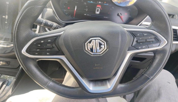 2019 MG HECTOR SHARP HYBRID 1.5 PETROL, Petrol, Manual, 25,195 km, interior