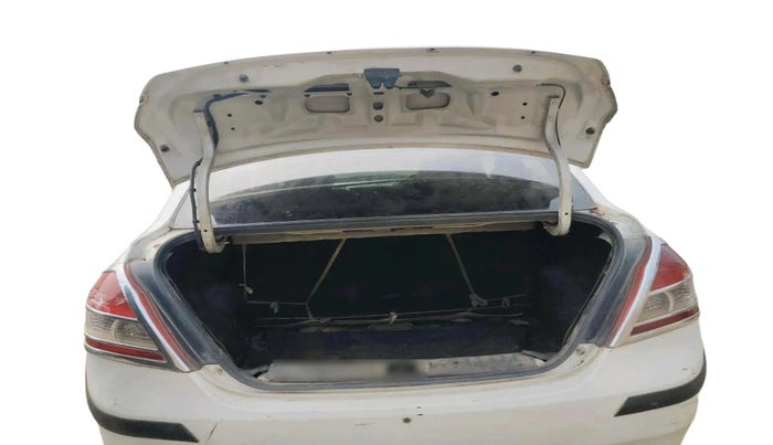 2013 Maruti Swift Dzire VDI, Diesel, Manual, 1,40,791 km, exterior