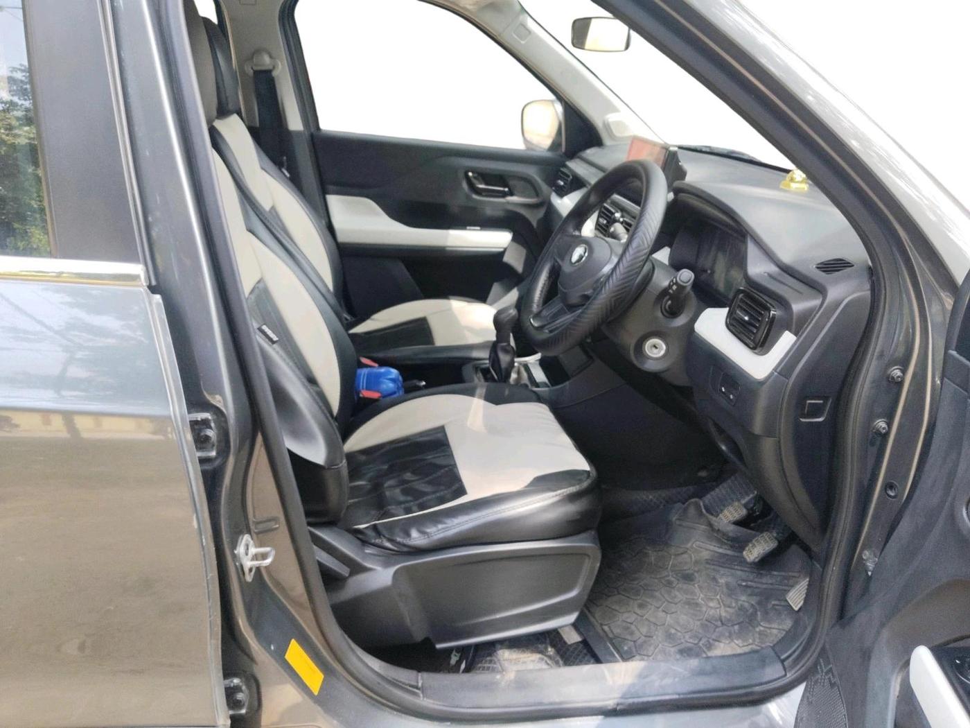2025 Tata PUNCH Pure (O) , Petrol, Manual, 18,210 km, interior