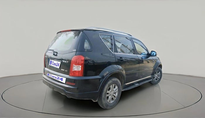 2014 Ssangyong Rexton RX7, Diesel, Automatic, 1,64,122 km, exterior