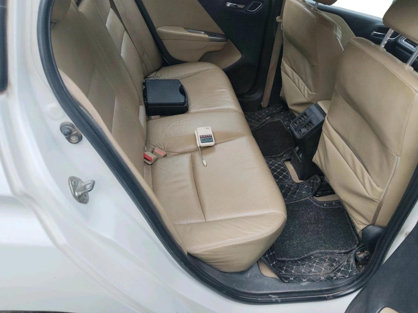 2019 Honda City 1.5L I-DTEC ZX, Diesel, Manual, 82,889 km, interior