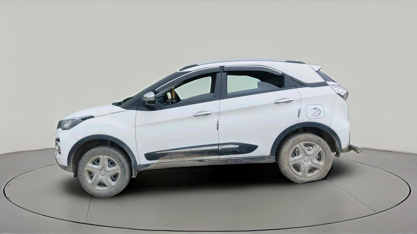 2023 Tata NEXON XM SUNROOF PETROL, Petrol, Manual, 29,694 km, exterior