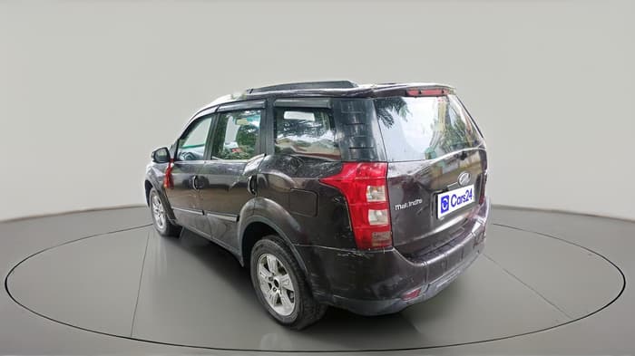 2015 Mahindra XUV500 W8, Diesel, Manual, 1,27,358 km, exterior