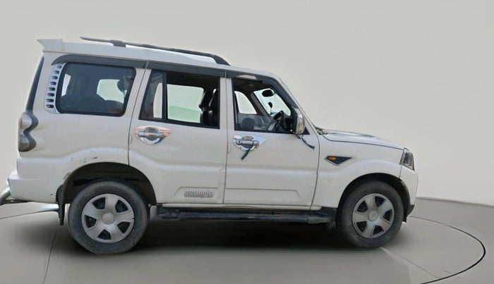 2017 Mahindra Scorpio S6 PLUS, Diesel, Manual, 1,18,986 km, exterior