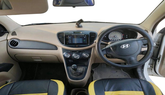 2010 Hyundai i10 MAGNA 1.2, Petrol, Manual, 1,02,436 km, interior