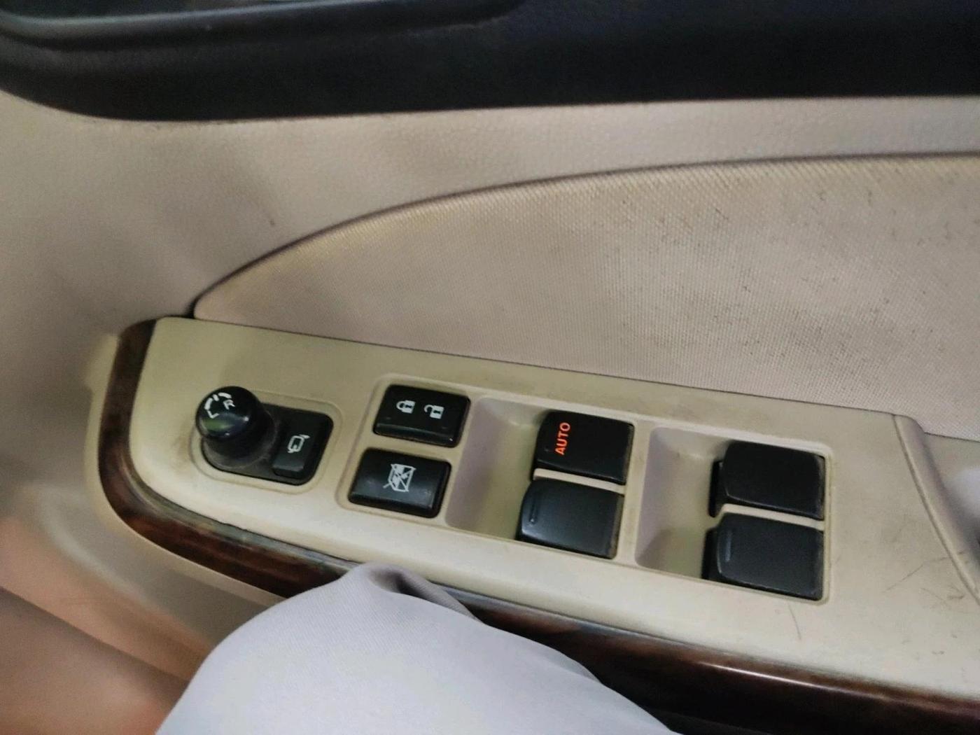 2022 Maruti Dzire LXI, Petrol, Manual, 28,740 km, interior