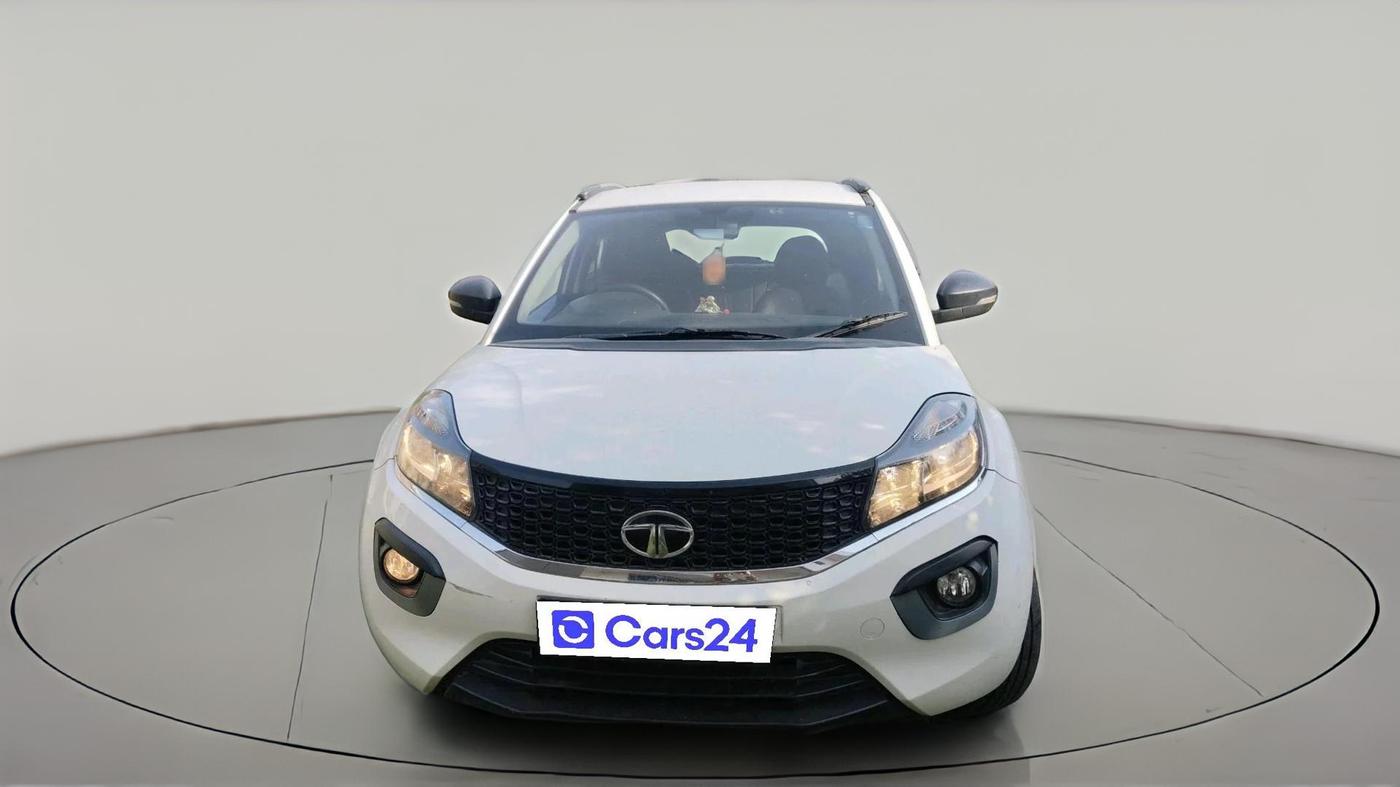 2018 Tata NEXON XM PETROL, Petrol, Manual, 82,915 km, exterior