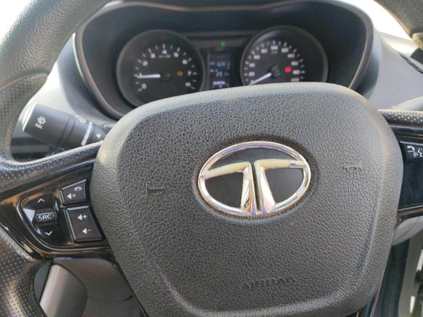 2018 Tata NEXON XM PETROL, Petrol, Manual, 82,915 km, interior