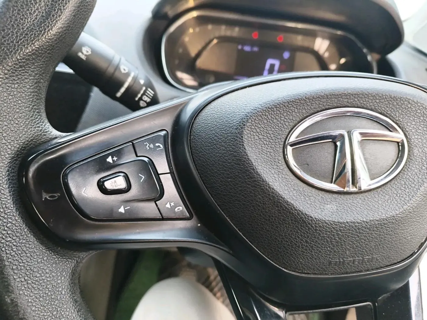 2020 Tata Tiago XT PETROL, Petrol, Manual, 94,573 km, interior