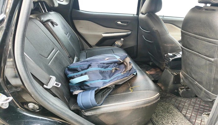 2022 Nissan MAGNITE XV MT, Petrol, Manual, 30,069 km, interior