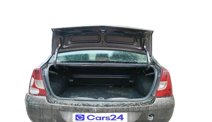 2011 Mahindra Verito 1.5 D4 BS III, Diesel, Manual, 64,047 km, exterior