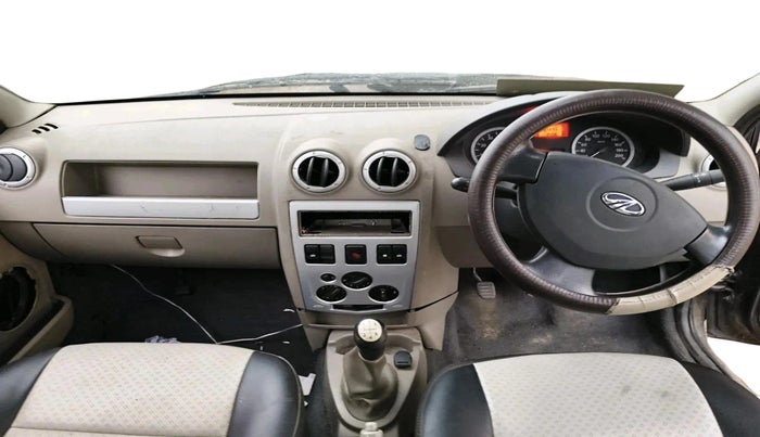 2011 Mahindra Verito 1.5 D4 BS III, Diesel, Manual, 64,047 km, interior