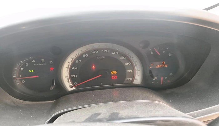 2016 ISUZU MU-7 High 4x2 MT, Diesel, Manual, 1,20,376 km, interior