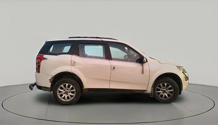 2016 Mahindra XUV500 W10, Diesel, Manual, 87,395 km, exterior