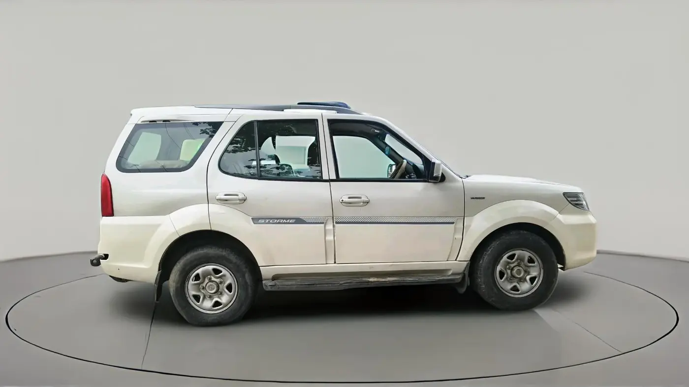 2018 Tata Safari Storme 2.2 EX 4X2, Diesel, Manual, 1,58,224 km, exterior