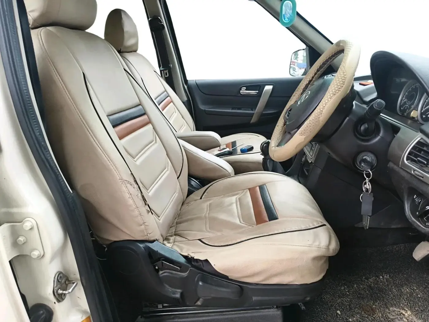 2018 Tata Safari Storme 2.2 EX 4X2, Diesel, Manual, 1,58,224 km, interior
