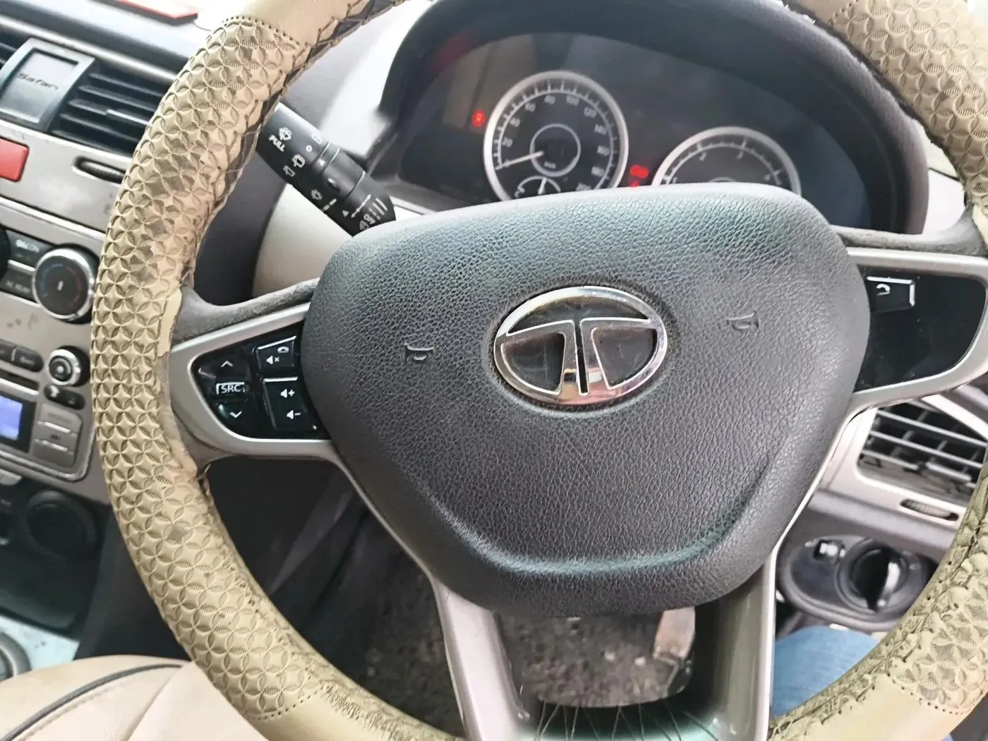 2018 Tata Safari Storme 2.2 EX 4X2, Diesel, Manual, 1,58,224 km, interior