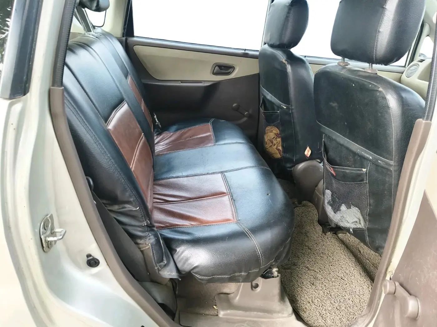 2011 Maruti Zen Estilo LXI, Petrol, Manual, 1,29,108 km, interior