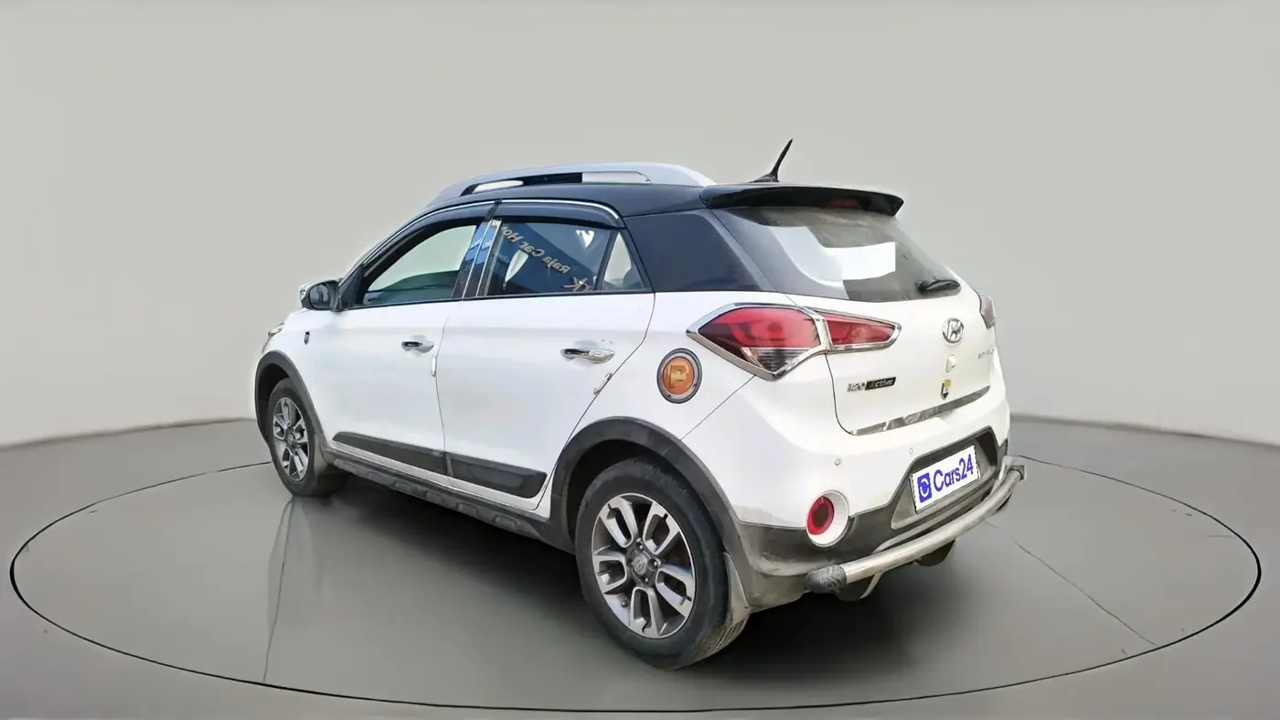 2017 Hyundai i20 Active 1.2 SX, Petrol, Manual, 1,15,735 km, exterior